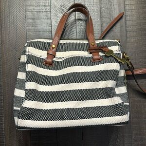 Fossil bag in perfect condition